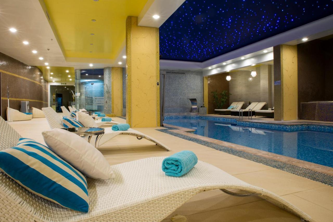 Punta Diamante Premium Hotel Loma Mesa de Ruitoque Buitenkant foto